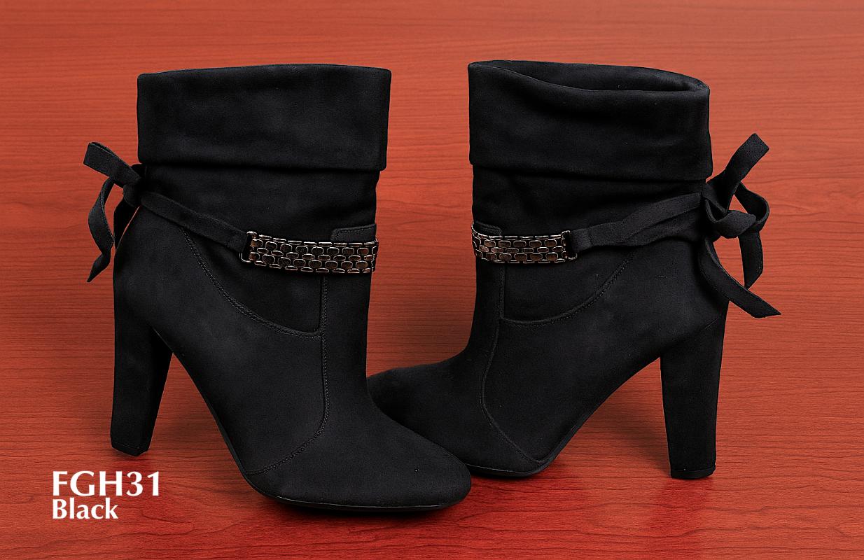 FGH31-Women’s-Slouchy-Chain-Strap-Booties