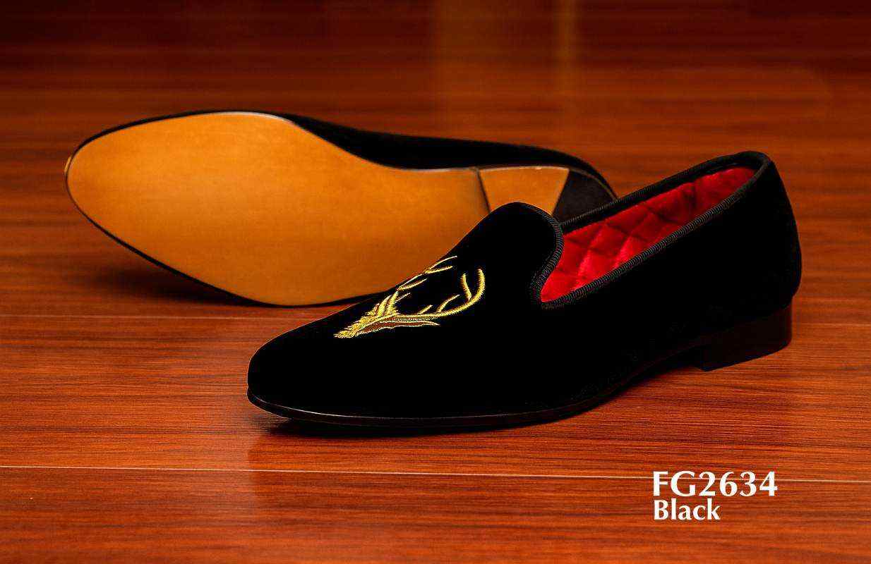 FG2634-deer-head-black-velvet-slippers