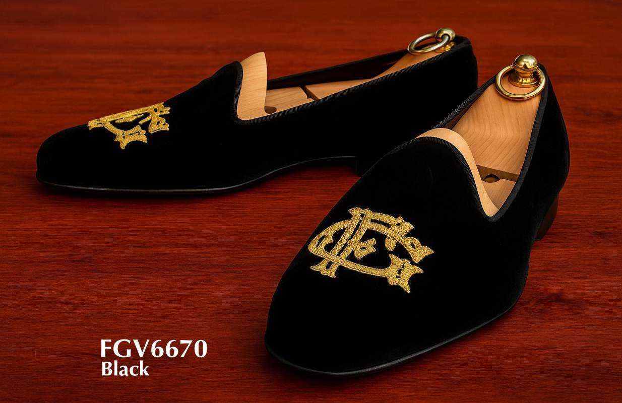 fgv6670+gold+initials+velvet+slipper+fgshoes