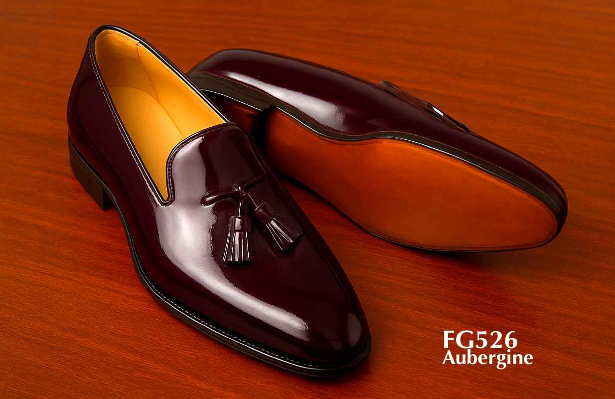 move on to Customized leather loafers page