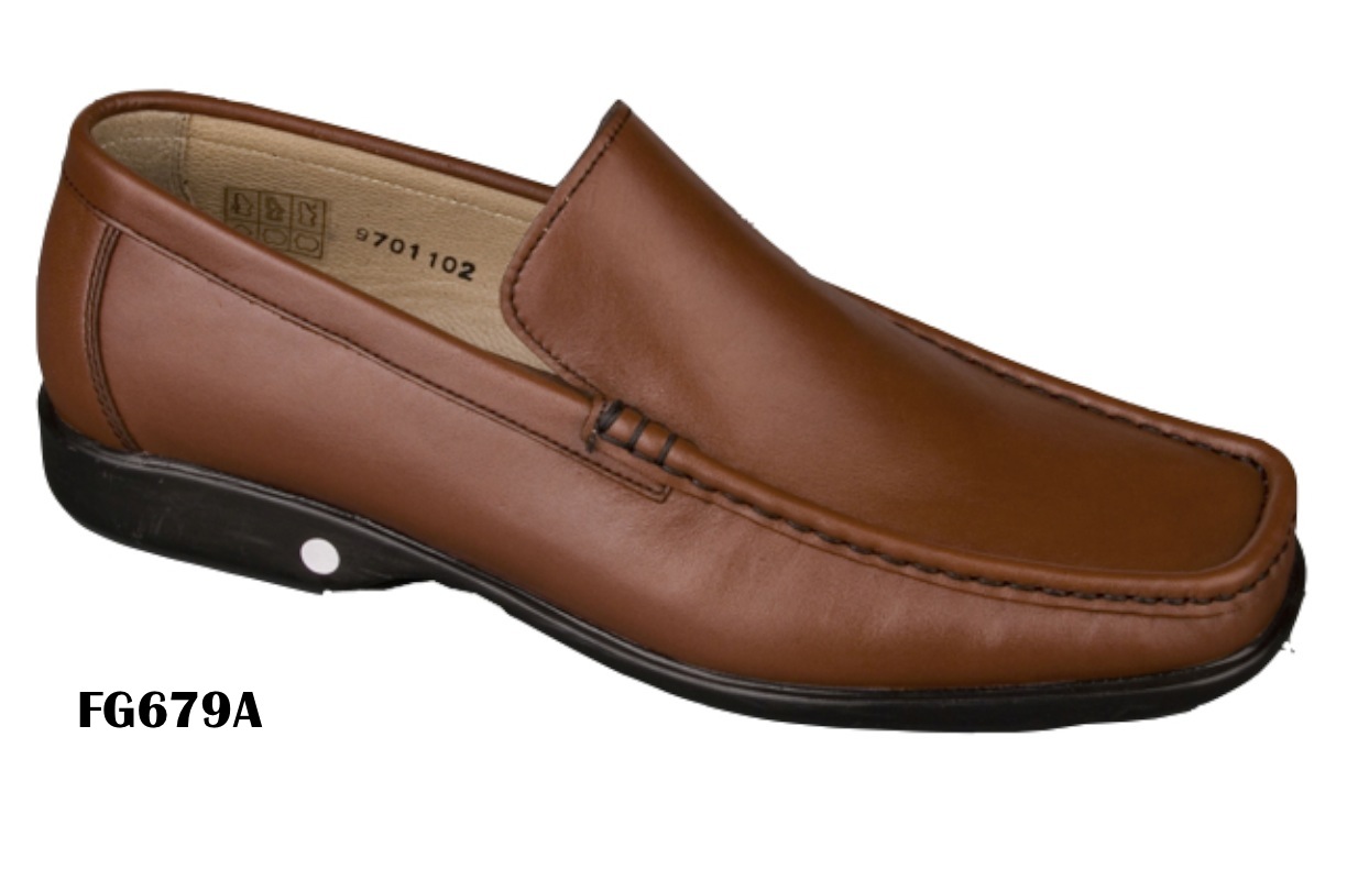 mens-moccasin